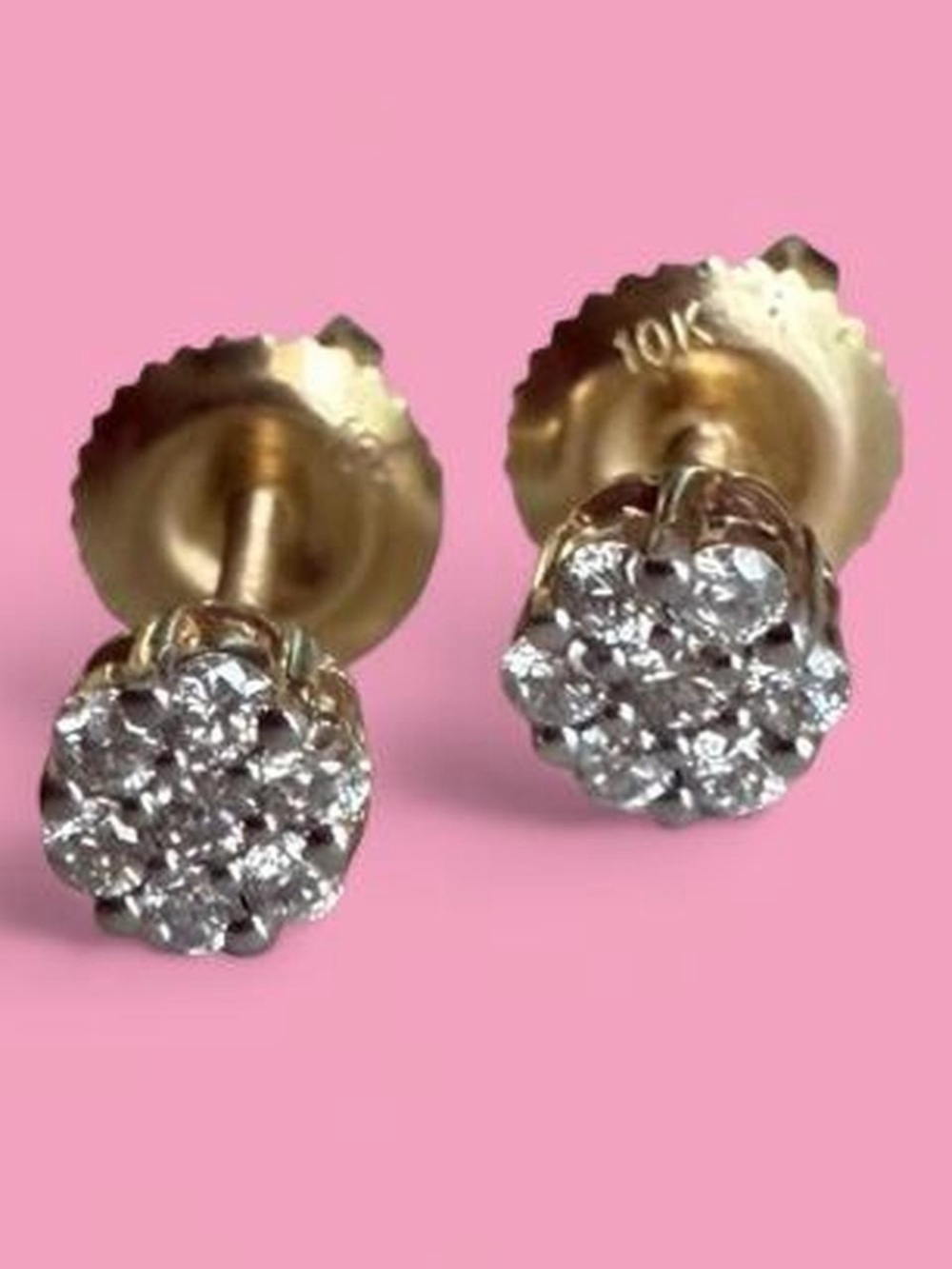✨💎 Beautiful 10K Yellow Gold Diamond Cluster Stud Earrings 💎✨